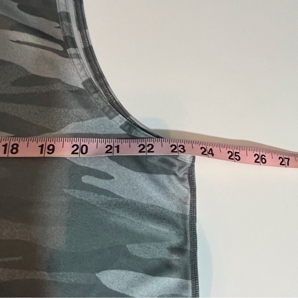 NWOT Jockey Performance Tank - Picture 7 of 9